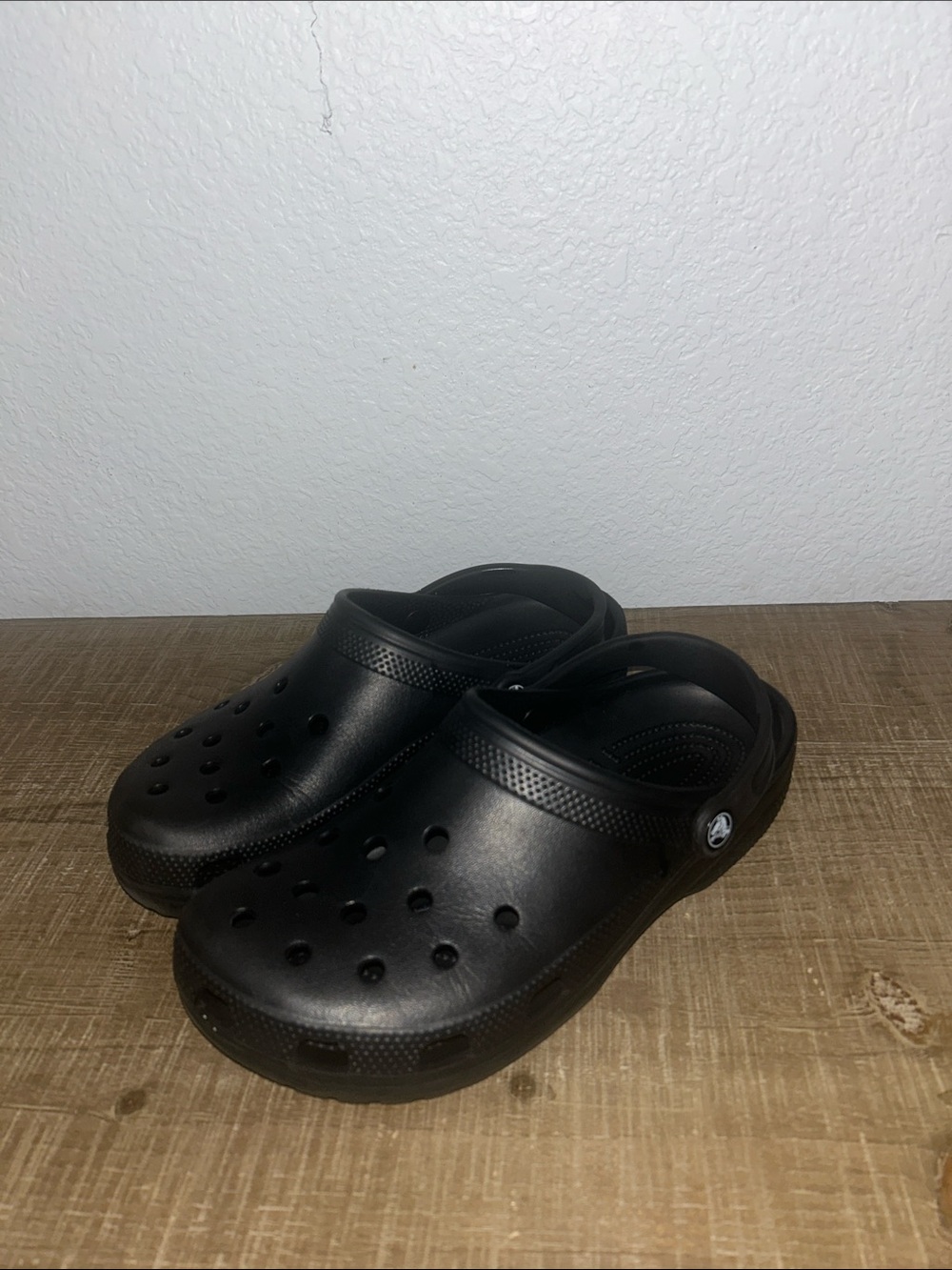 NEW Black Croc-Style Comfort Clogs
